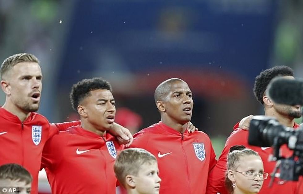 4D6254BE00000578 5857905 image a 19 1529347420270