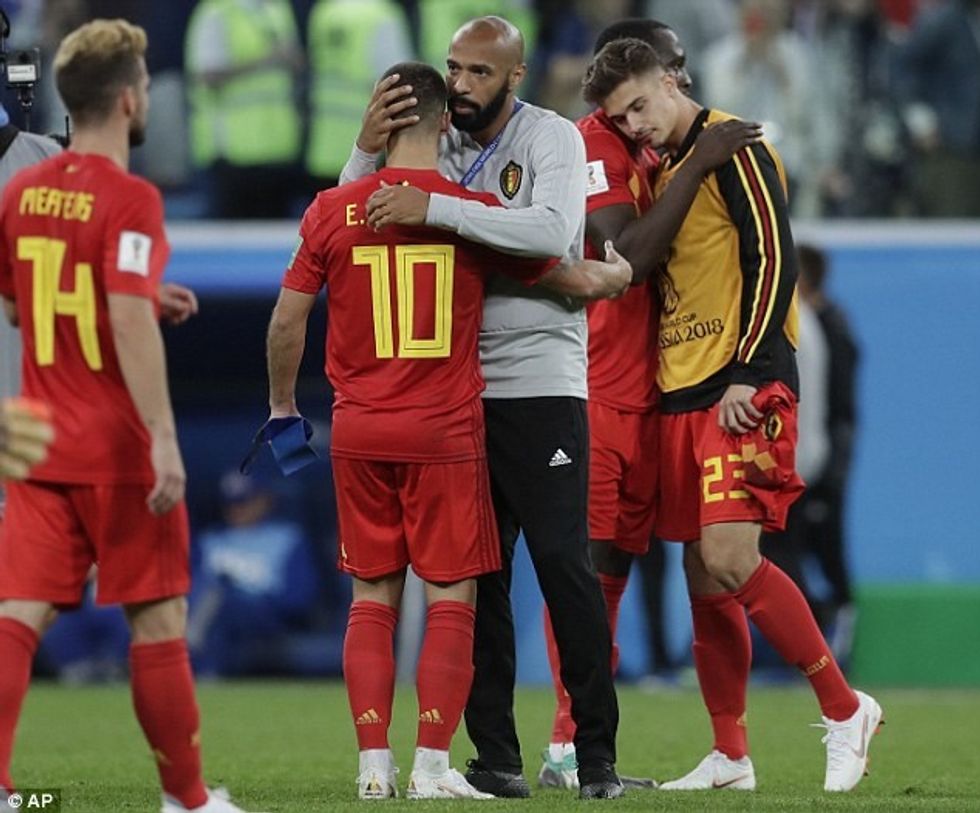 4E19C30E00000578 5939655 image a 108 1531253744679