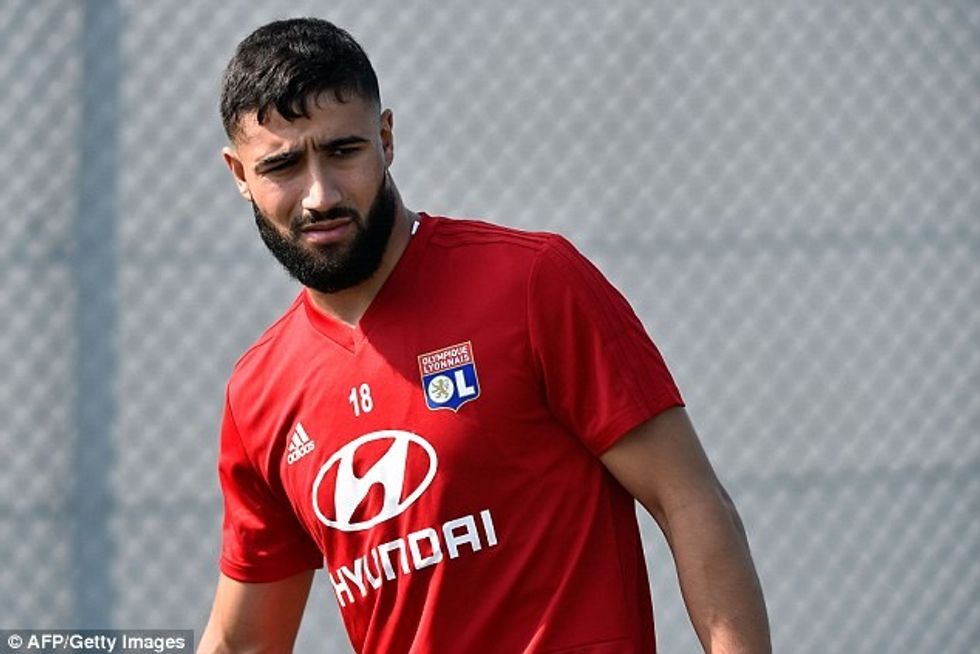 4EE024BB00000578 6034773 Chelsea target Nabil Fekir has been left out of the Lyon squad t a 7 1533636059074