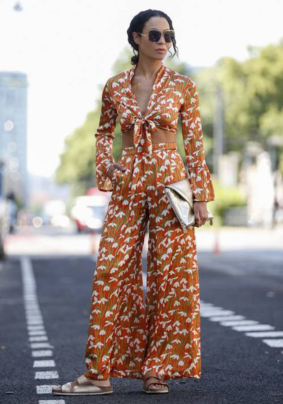 5 785 0 60dea75a31946