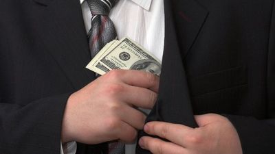 2017/07/tax-evasion1.jpg