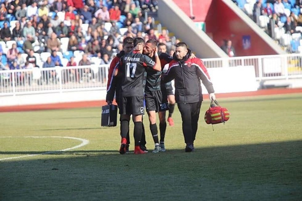 52588632 2192395687486446 386665971399524352 n