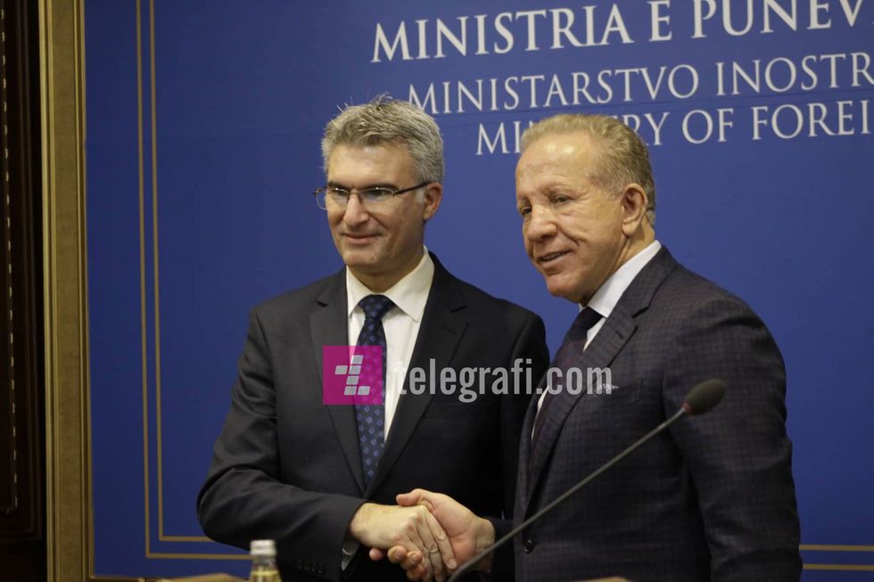 53434983 2047439785339888 5354056439637737472 n