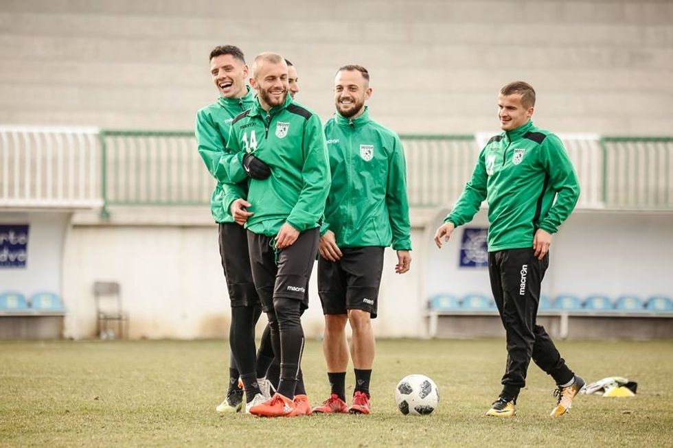 53891097 2641936919182377 5747685721255182336 n