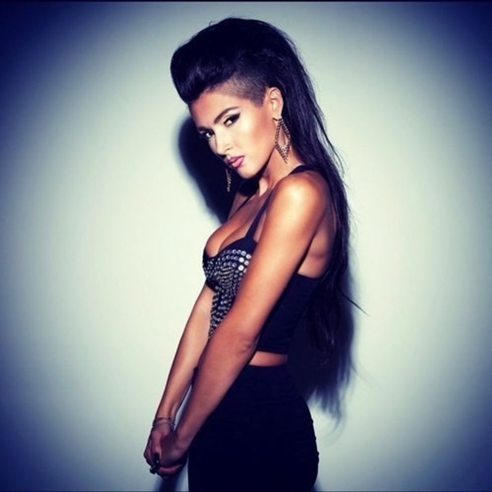 542d5e4d57d14aad69213f8010d80245