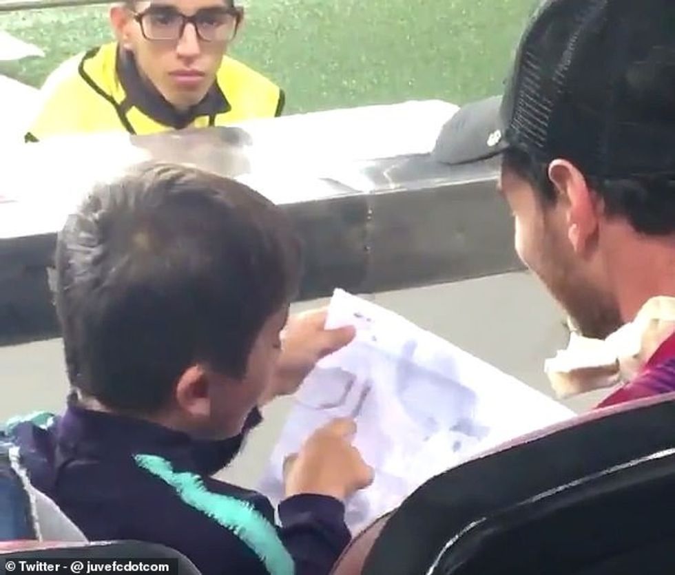 5444024 6320745 However on closer inspection the picture was of the Juventus log a 90 1540563618400