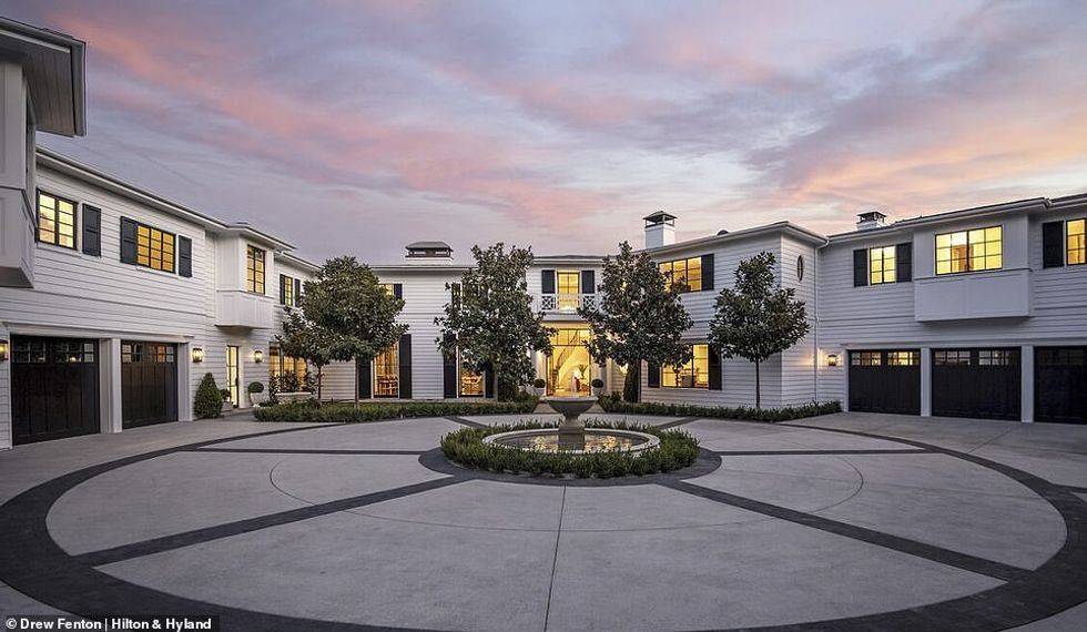 55562773 10631593 image a 16 1647734640555