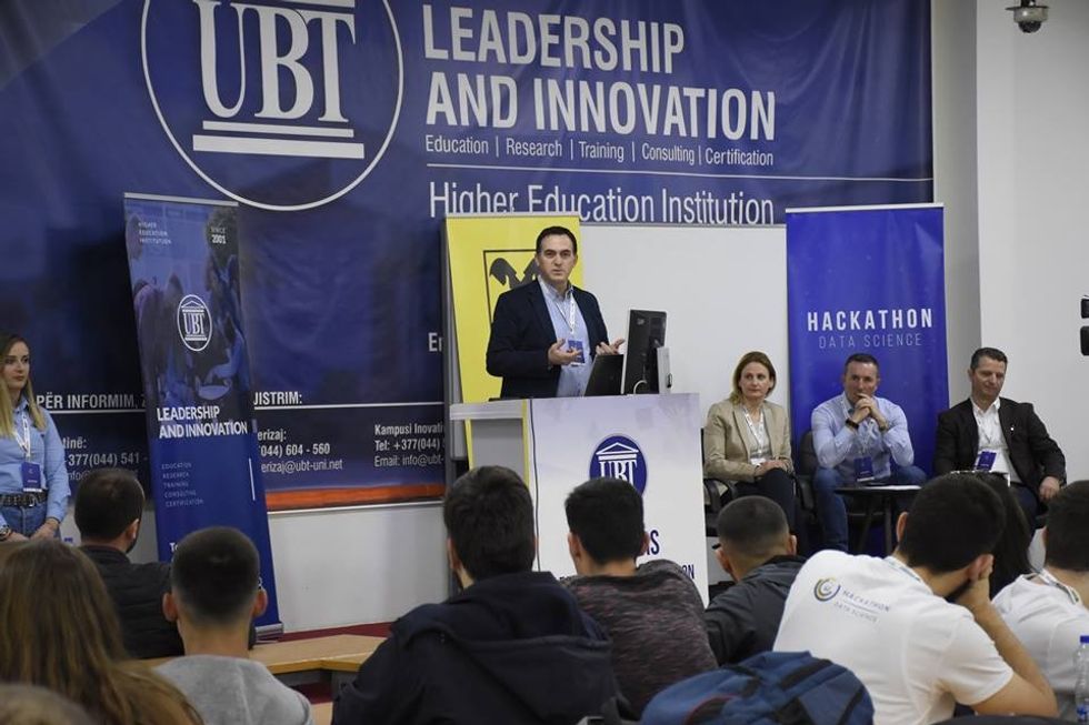 55713710 276682229890597 1133439309613891584 n