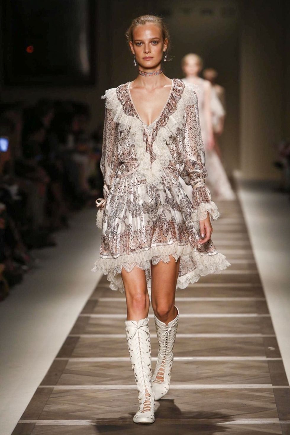 560549f9dd6e11443187193_w760_h1142