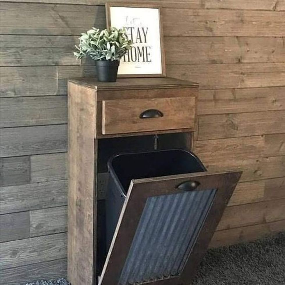 560f16dfca6766cb60b350aee665f916