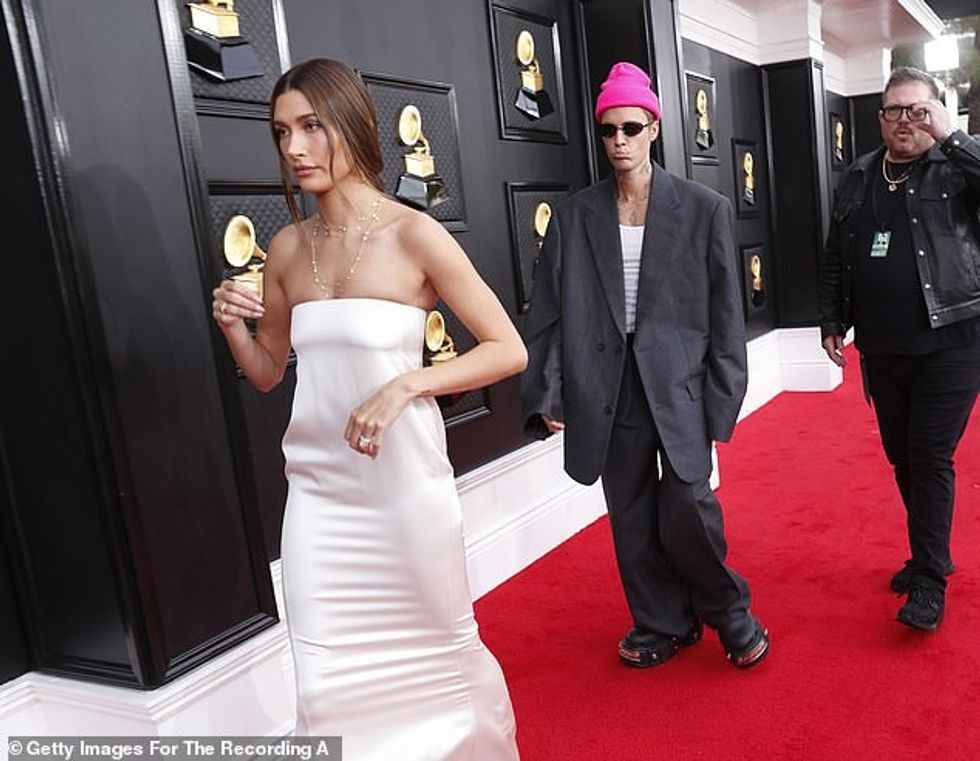 56228451 10686467 image a 32 1649127946486