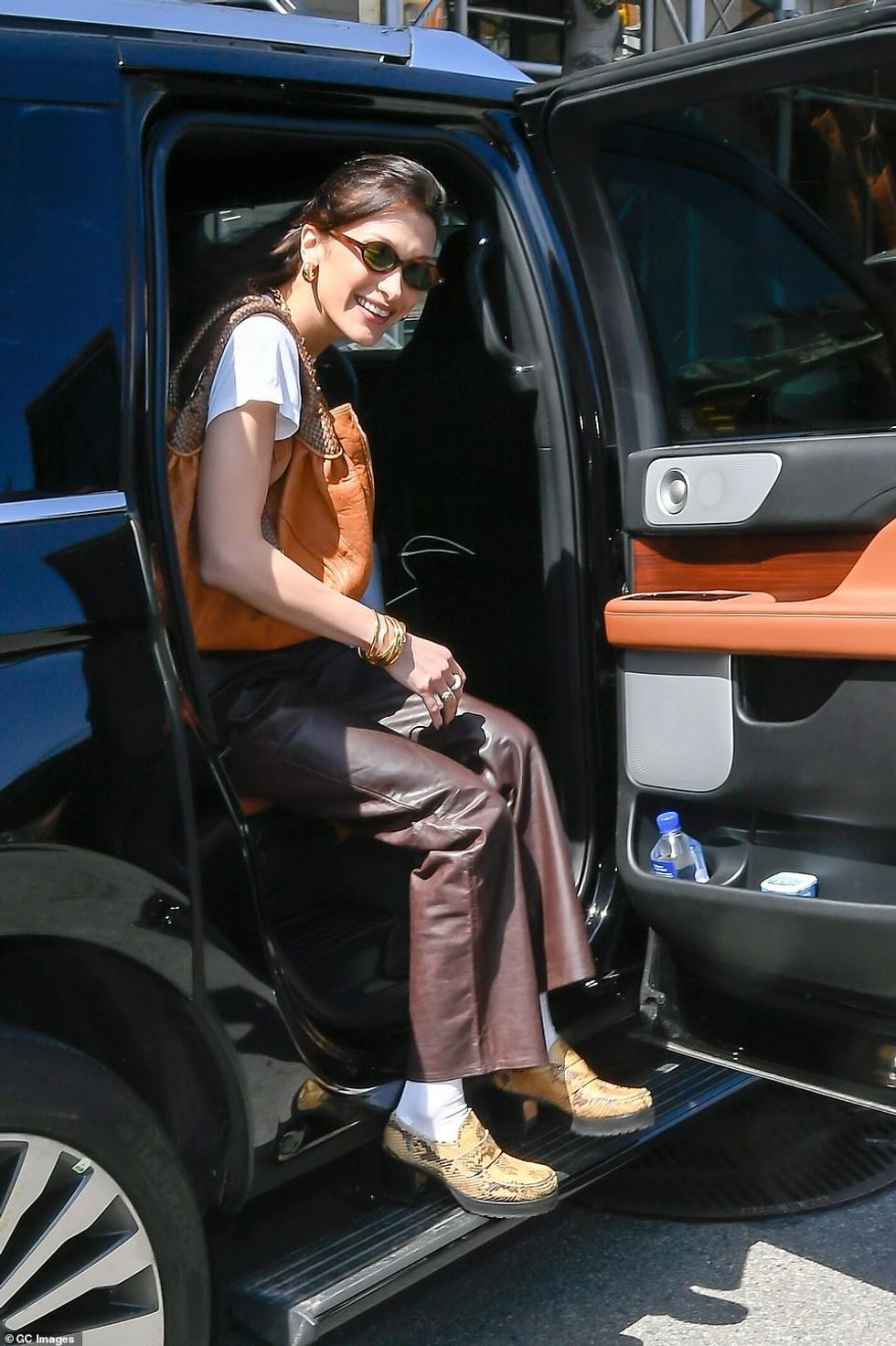 56583997 10716825 In good company Previous recurring guest stars on the show have a 57 1649919974346