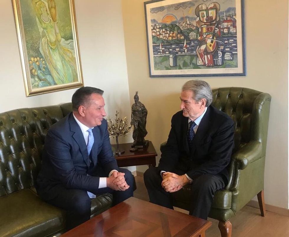 57122258 2216196031773527 337755399228751872 n