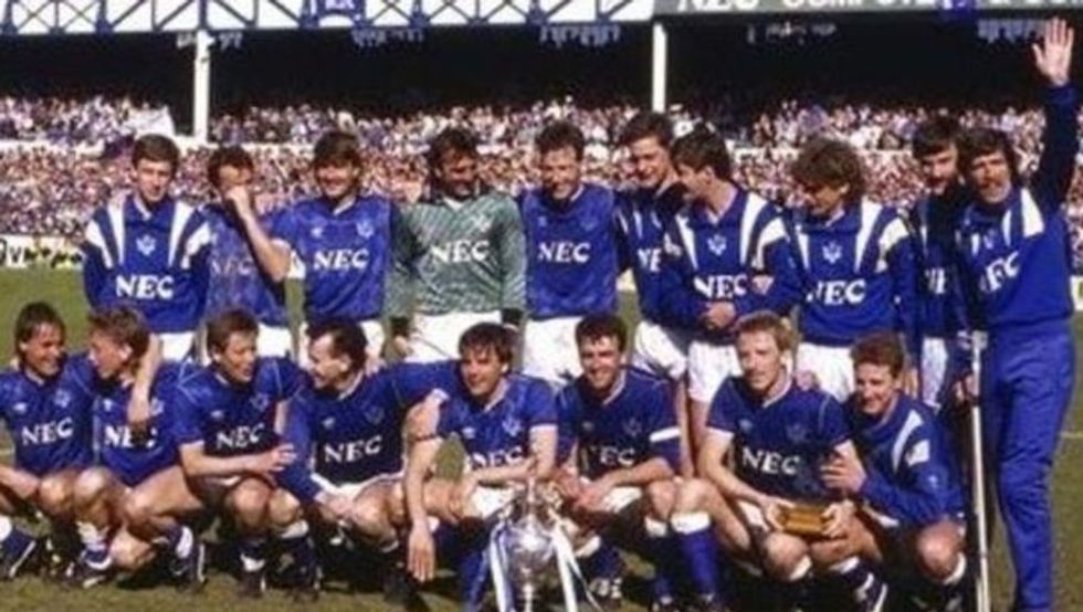 5716284305923eb9a60000a4