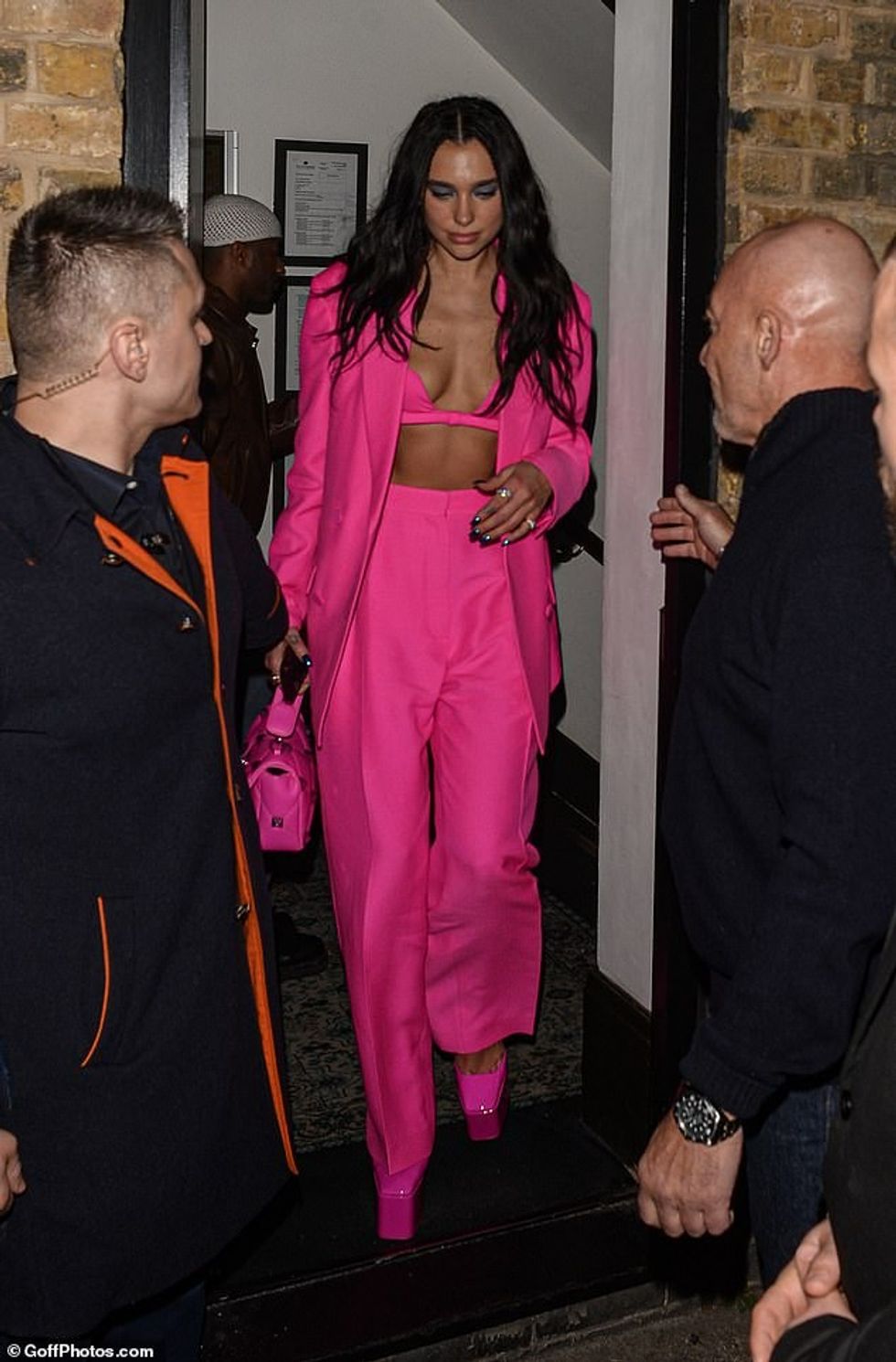 57385975 0 image a 16 1651650882017