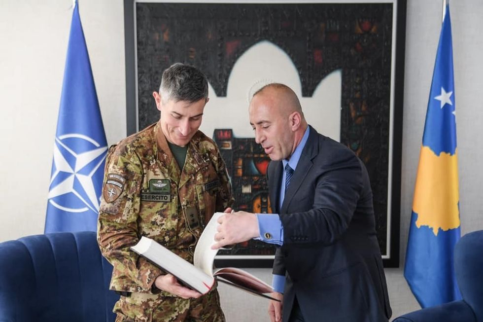 57393183 1133119400145806 8459154598773391360 n