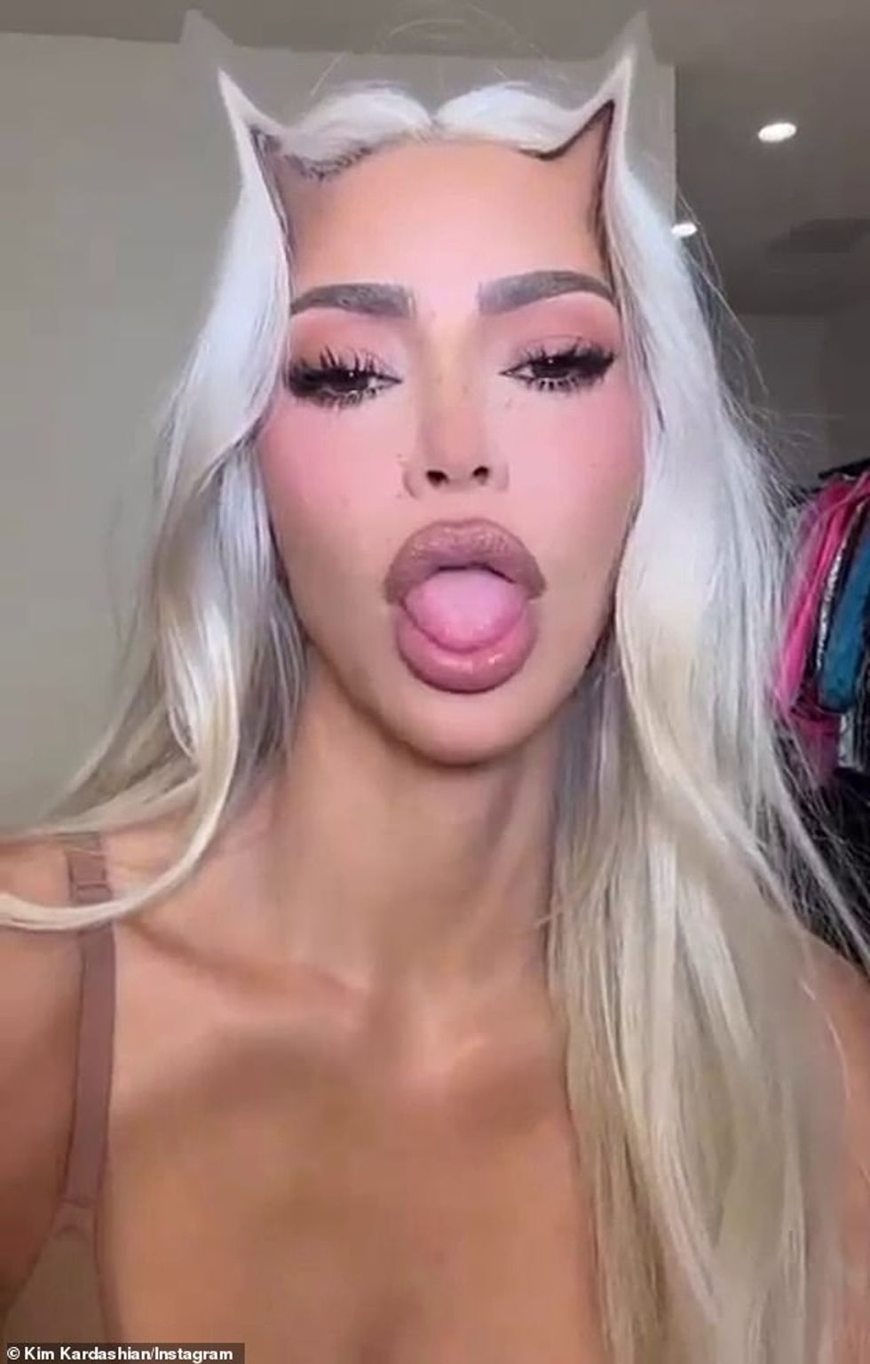 57464475 10787555 She likes light hair I ve missed blonde Kimmy the ex wife of Kan m 123 1651787570317