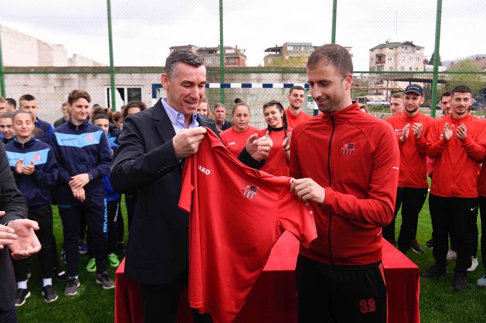 57504286 321746298532215 7948941728440909824 n