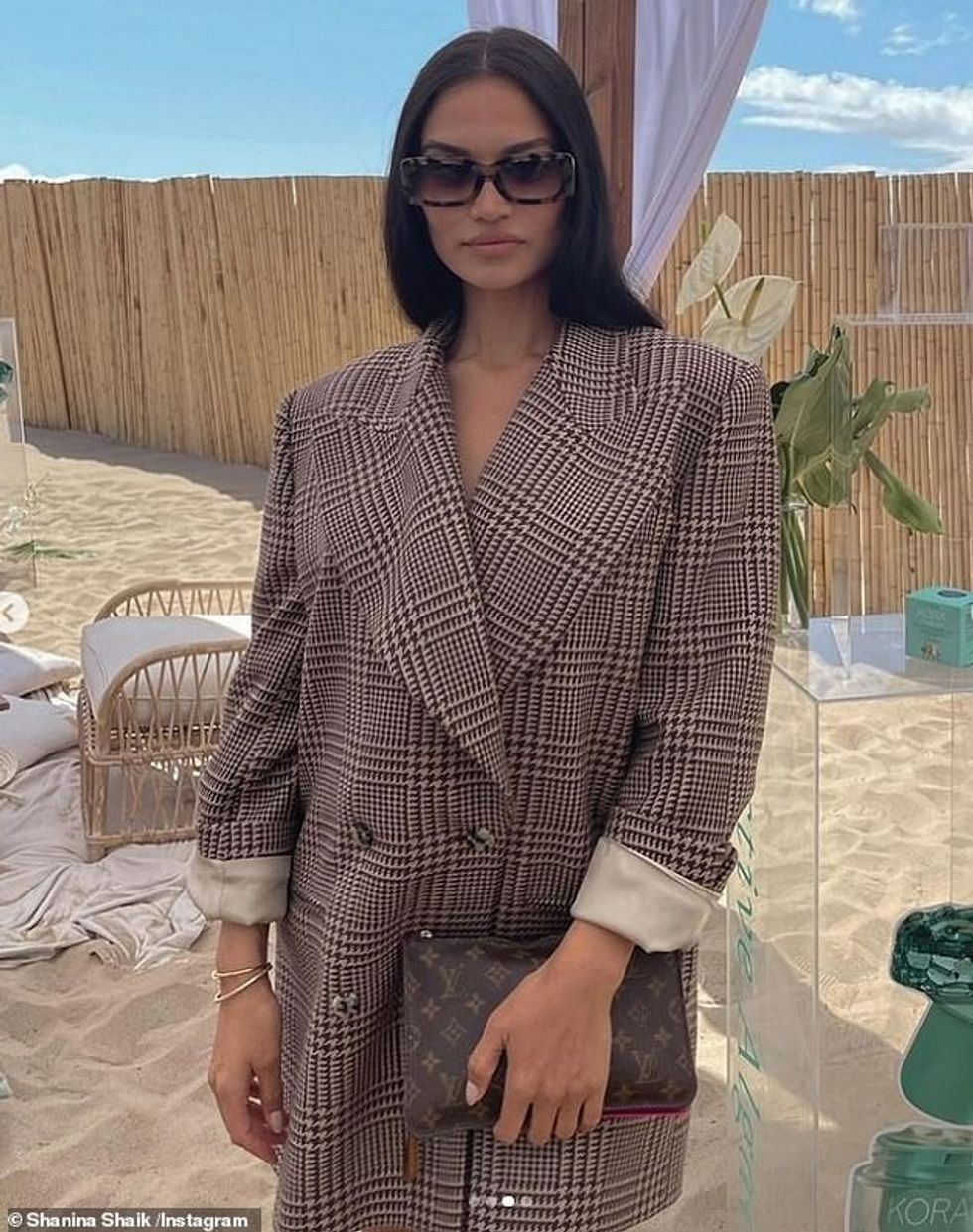 57558099 10795025 Coming soon The stunner who is not revealing the sex of her baby a 26 1652041468982