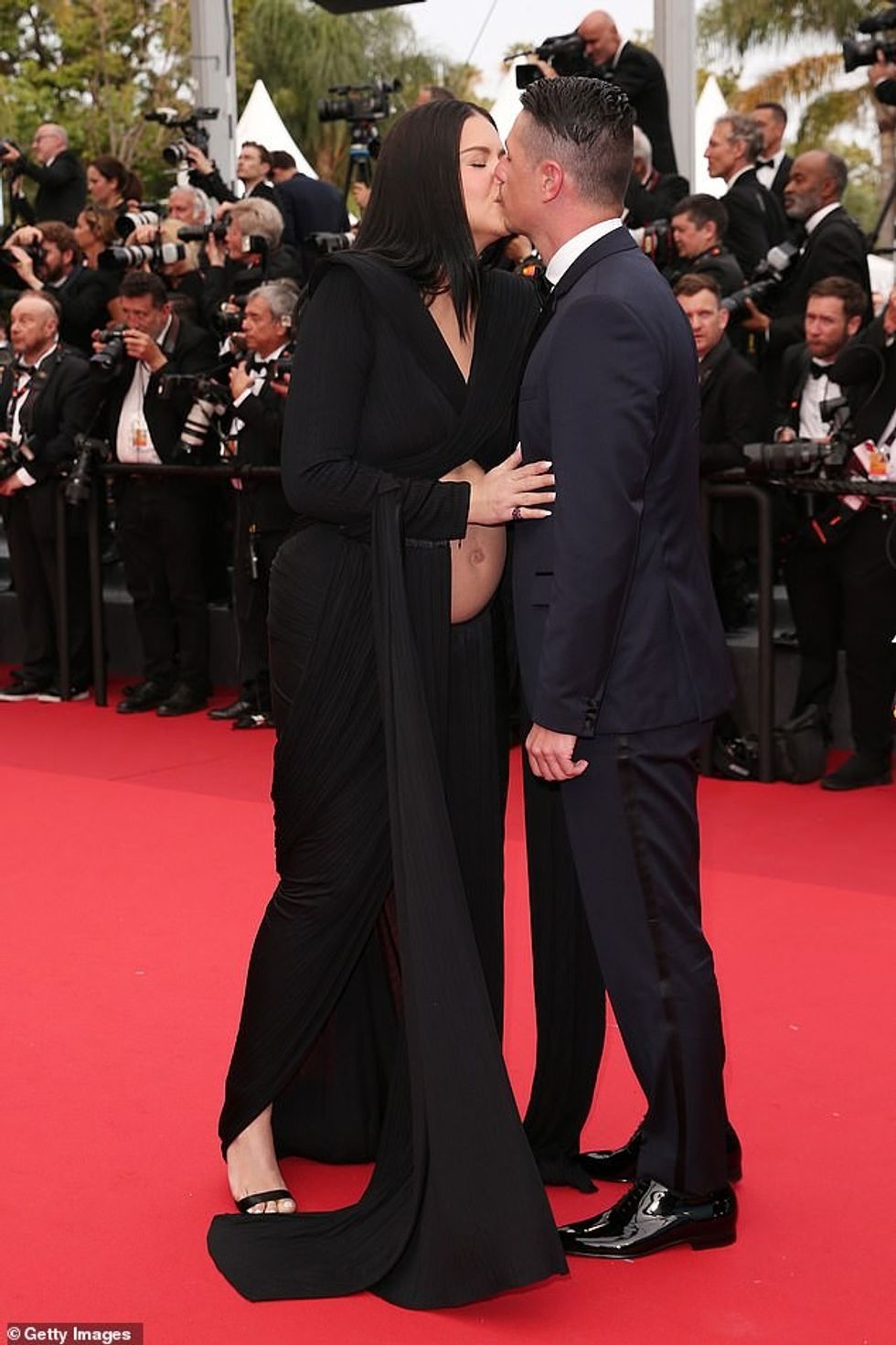 57986439 10830579 Loved up The fashion forward ensemble contained long statement s a 84 1652905497559