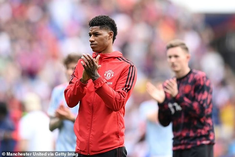 58261873 10854873 Forward Marcus Rashford above is keen to stay and fight for his a 2 1653529572378