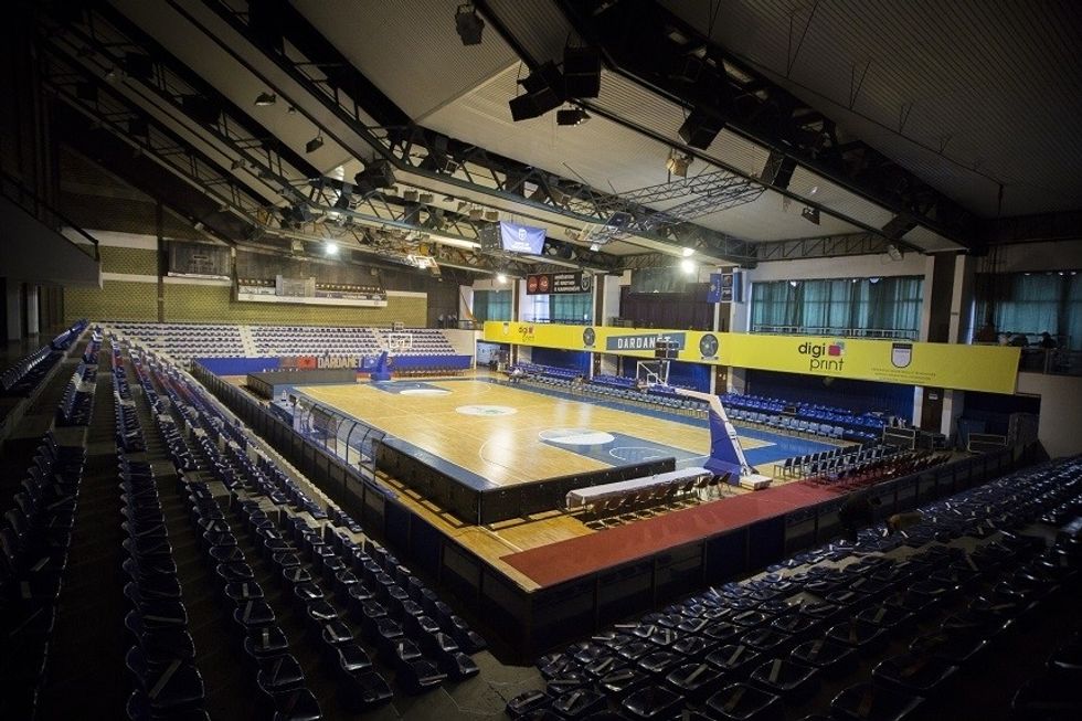 582a6787 r8h4g QPzTr