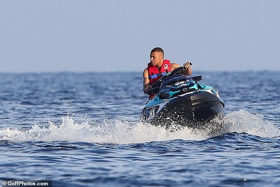 58358601 10860657 image a 108 1653652658074