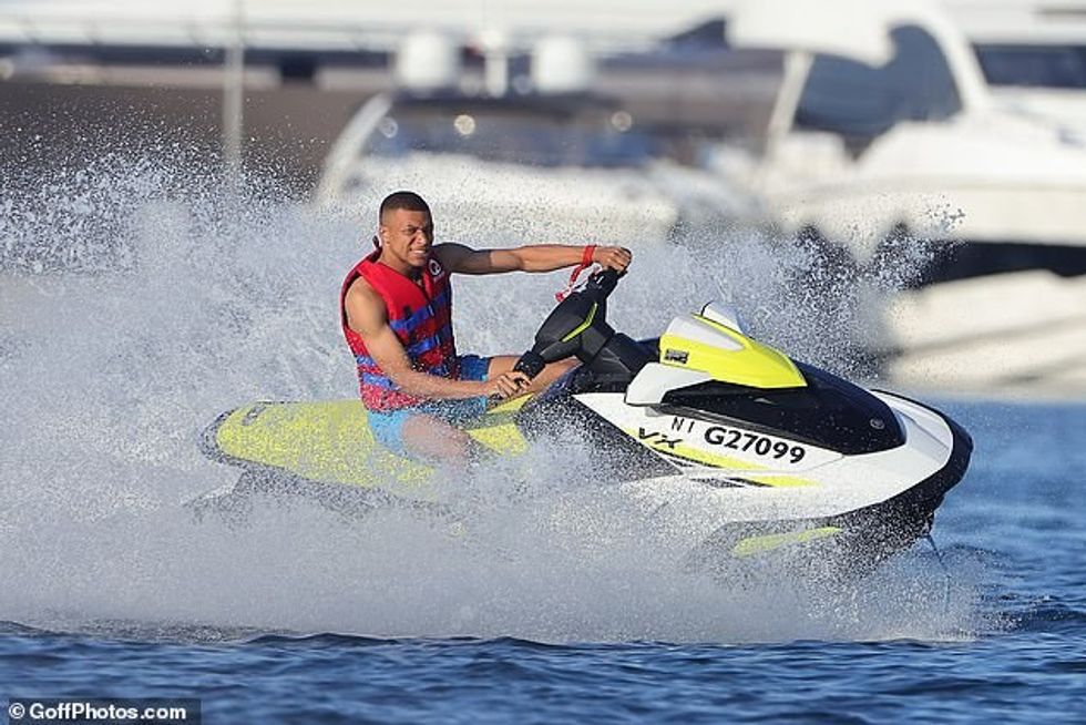 58358605 10860657 image a 109 1653652664992