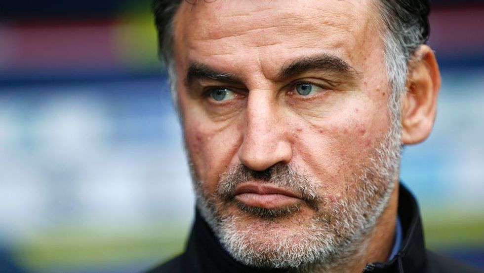 5853b1b7c2746e49cb000001