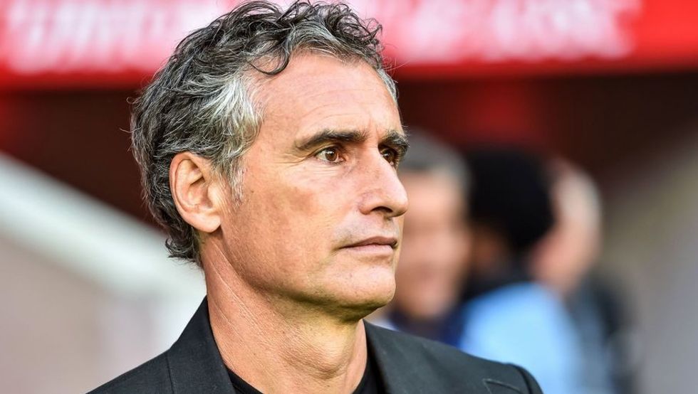 5853cf290f1c4023c7000001