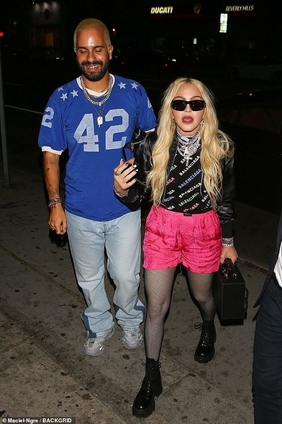 58971509 0 image a 2 1655018300548