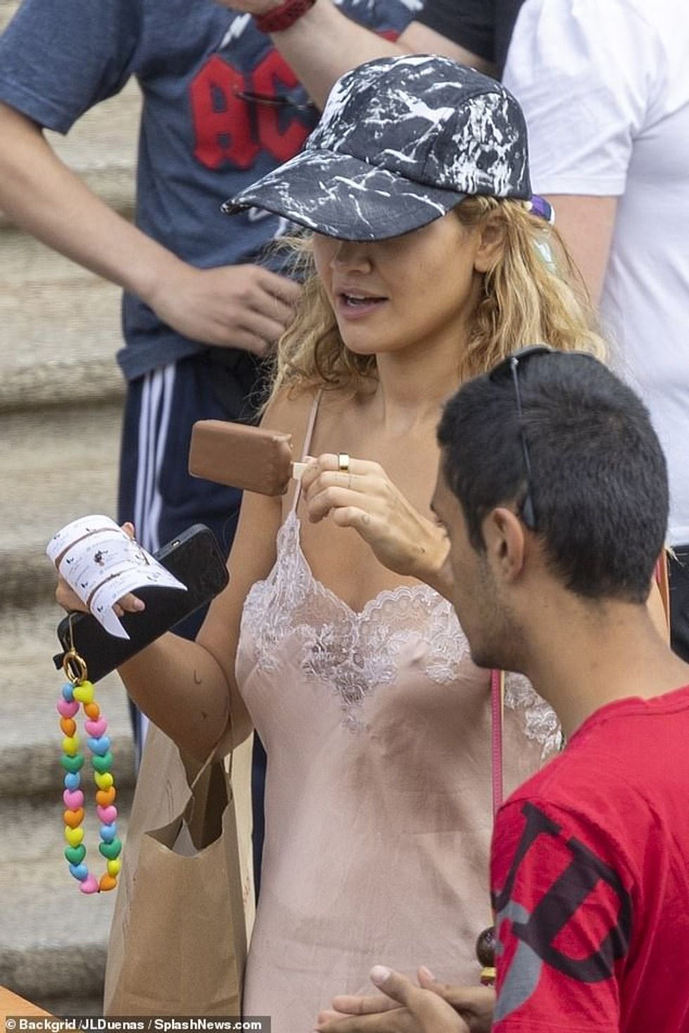 59485821 10950481 image a 2 1656088810634