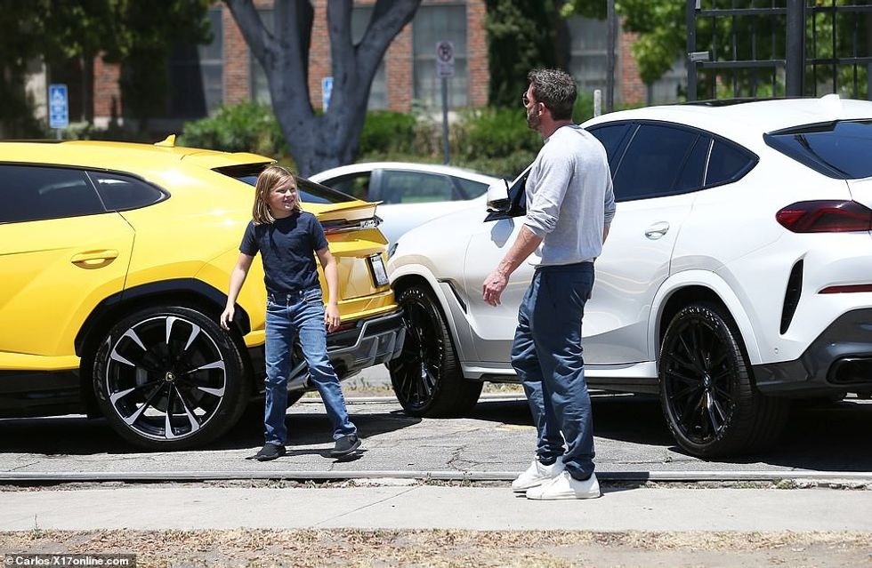 59564699 10955661 Fun and games Samuel was delighted to be looking at the flash mo a 26 1656321995107