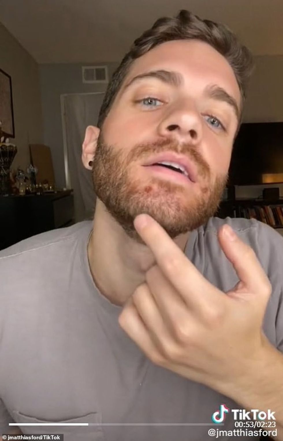 59638773 10962529 Matt Ford from Los Angeles is the first patient to come forward m 4 1656593856346