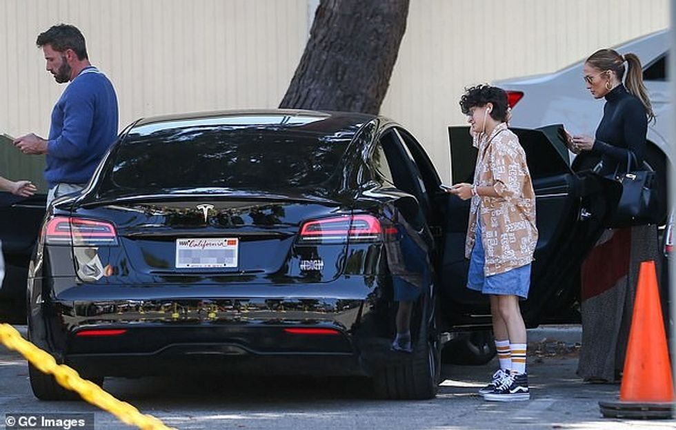 59909359 0 image m 74 1657062142117