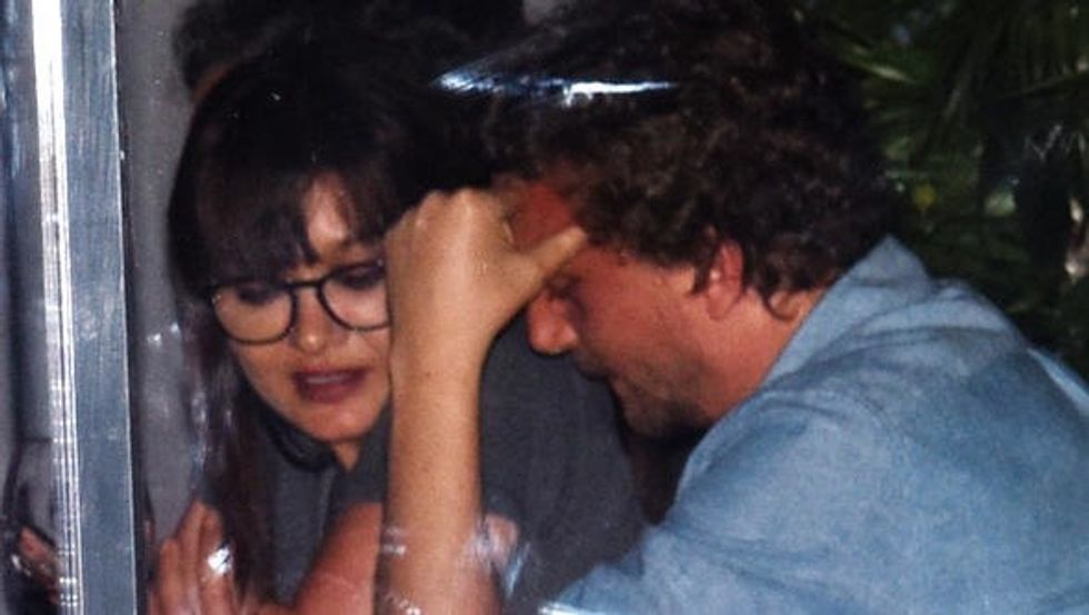 5af2ff0fae298b8e029190aa