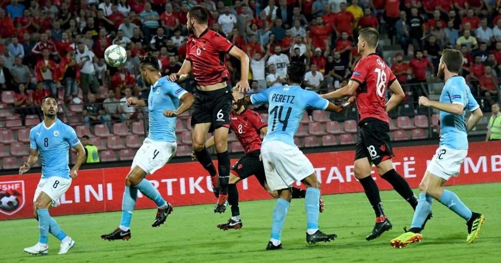 5b92d9e472b01278994057