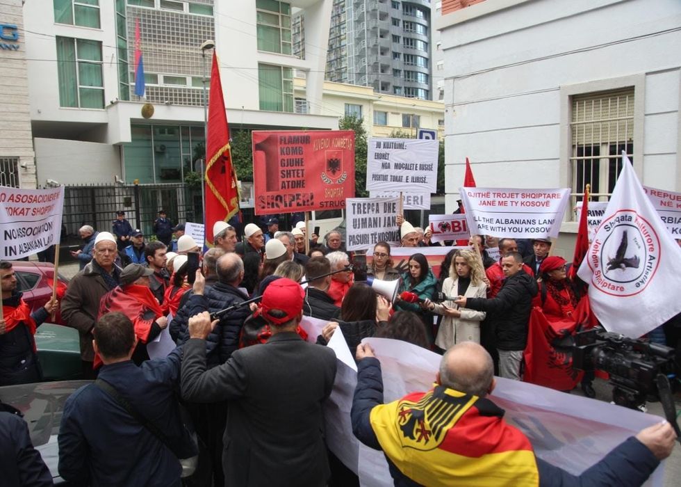 5c9b0297 84f5 4c80 baeb 9eb3677df634