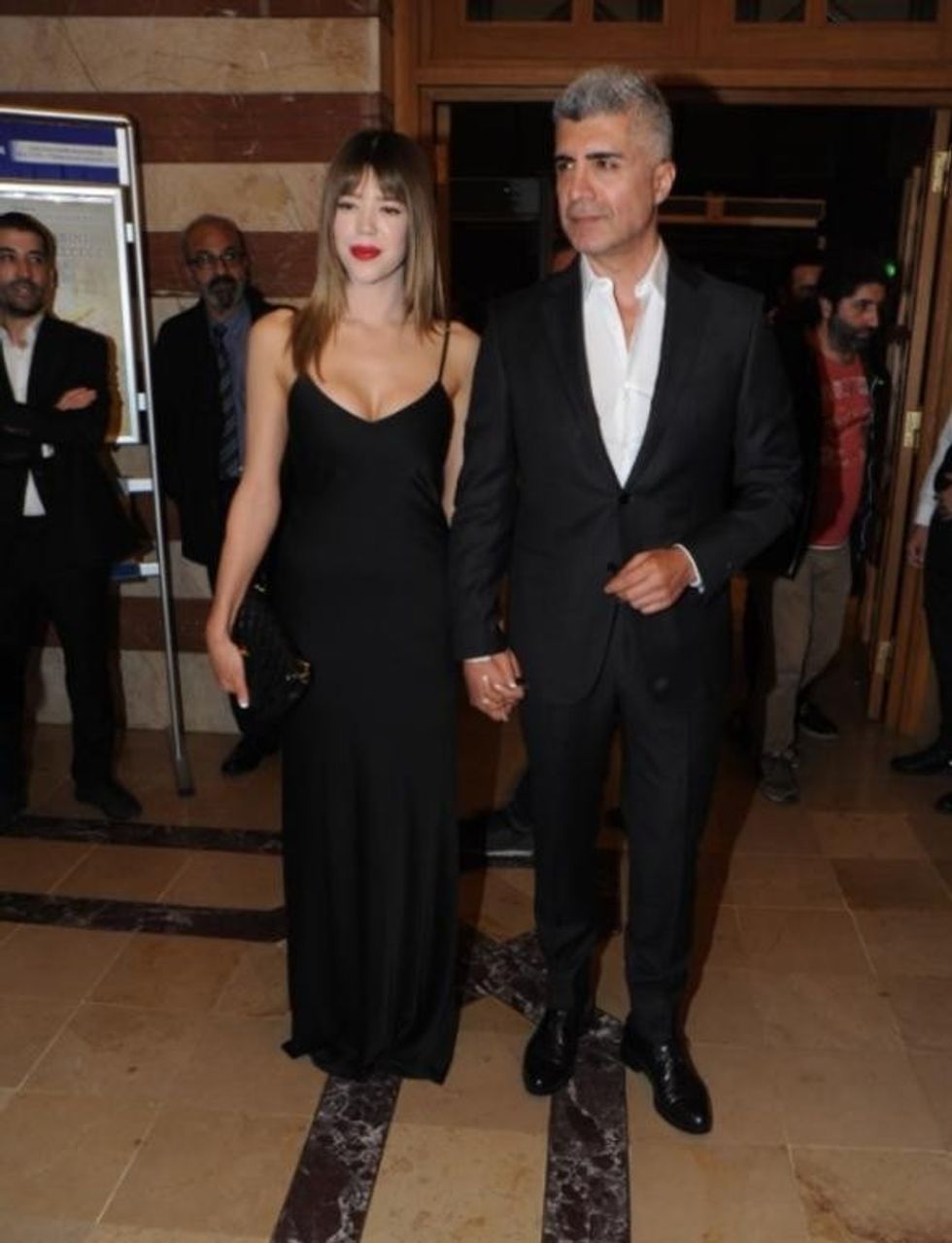 5cd900ab67b0a90d60c714f0