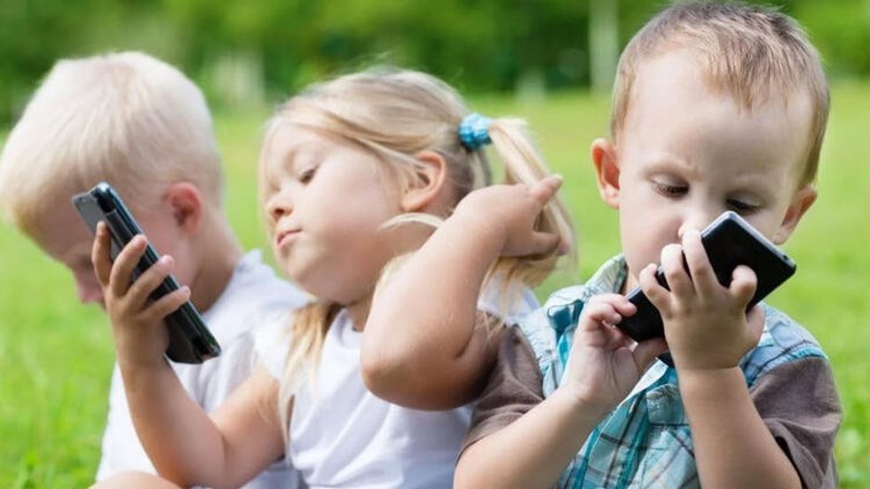 5dc93238d3806c0cd0be39e9