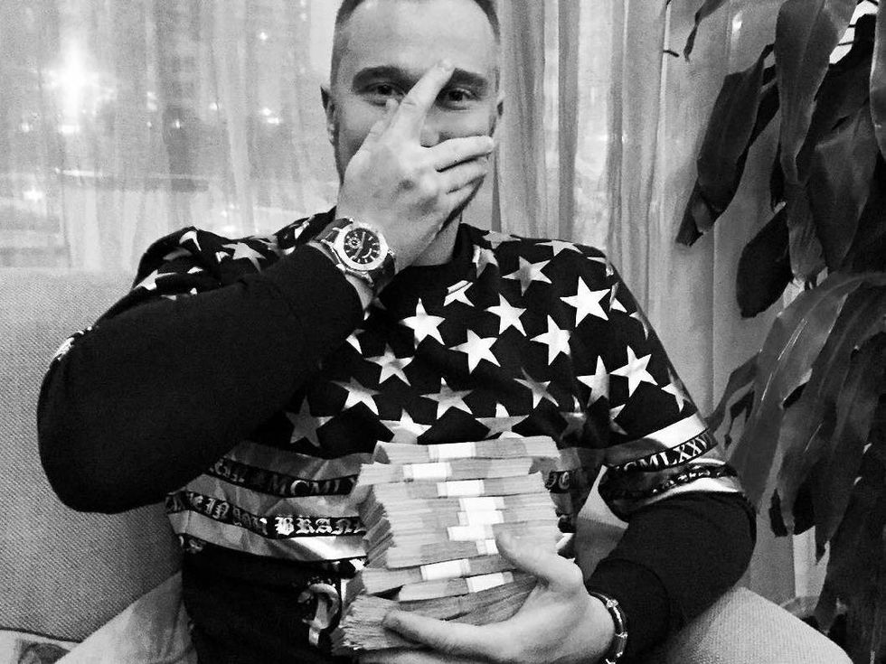 5de9651efd9db209d4423a1d