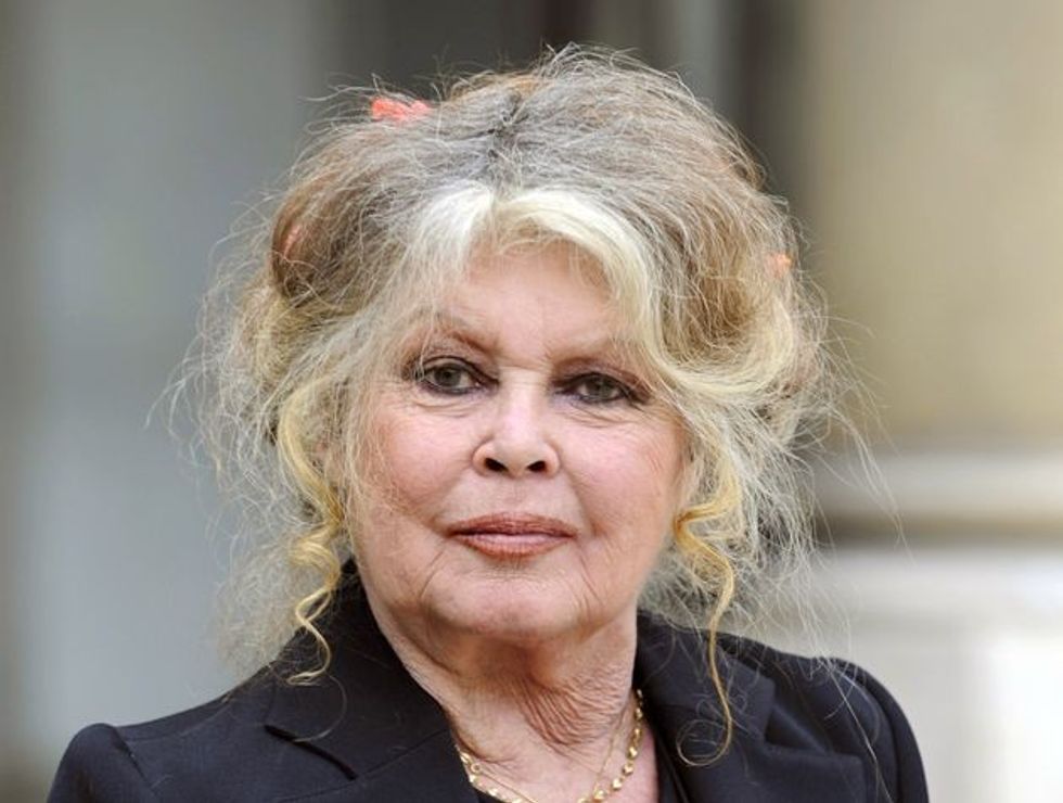 5e58d7402300005d0d0bf50b