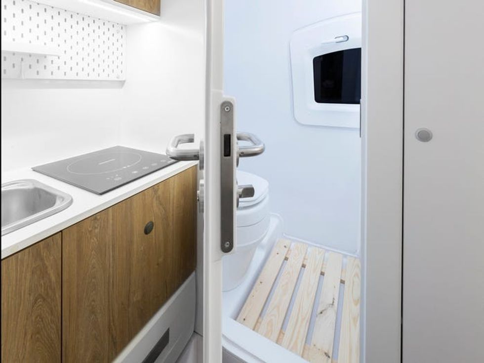 5eeba071f0f4191238697ee2