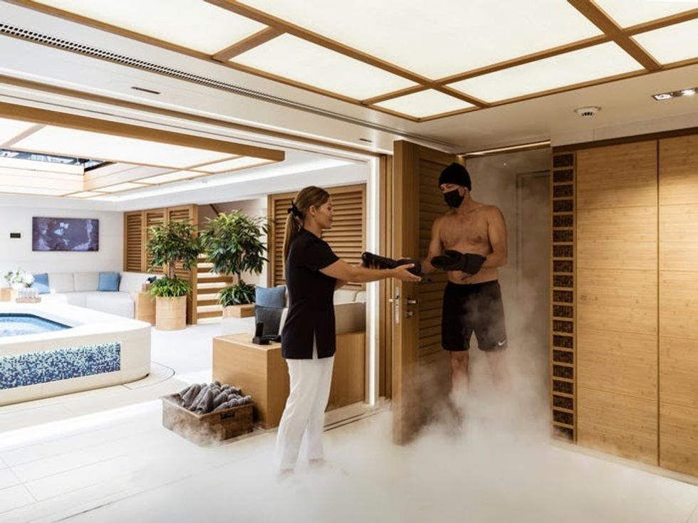 5ef36676988ee30cf55d0897