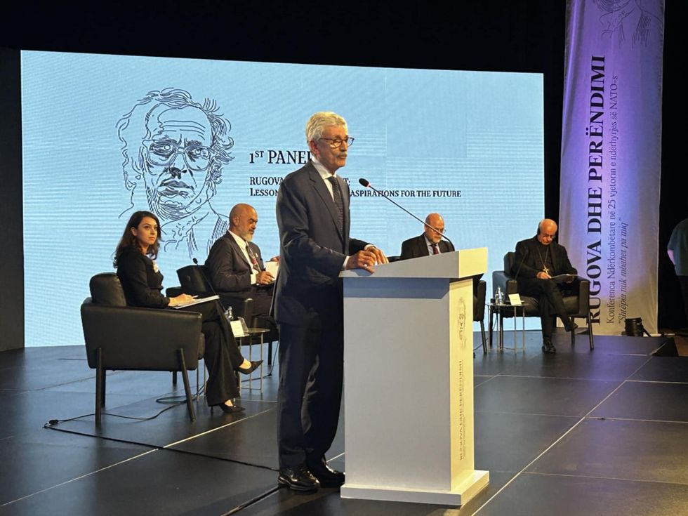 5f2b08d1 5fe4 468b 8552 54e6de180ebc