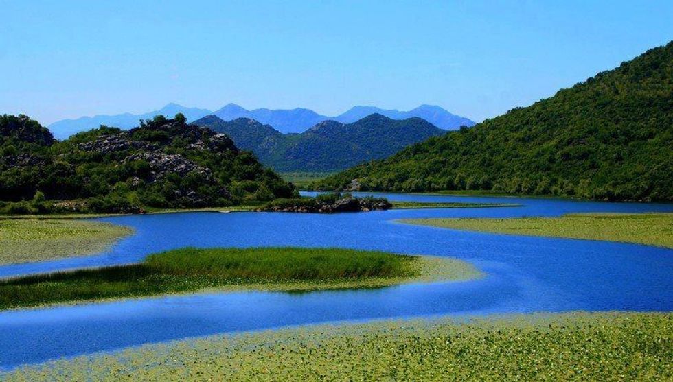 5f570db4f5de68f932d22c1621a6a89b