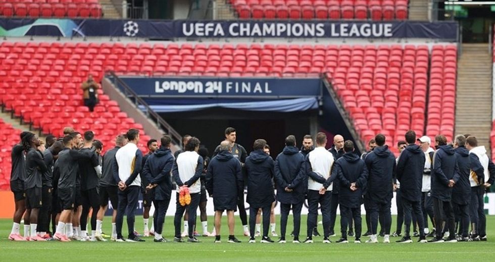 5f6106e2 d437 46e4 ab27 15cc237a3833