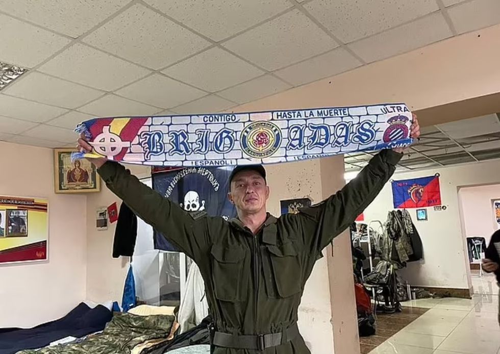 6 9