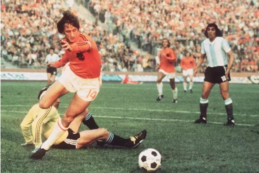 6.cruyff