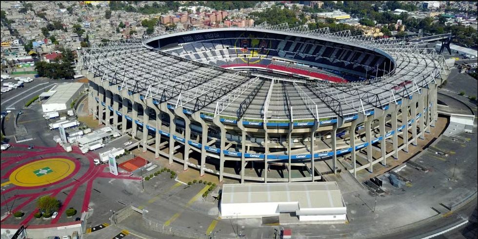 6 Estadio Azteca 1